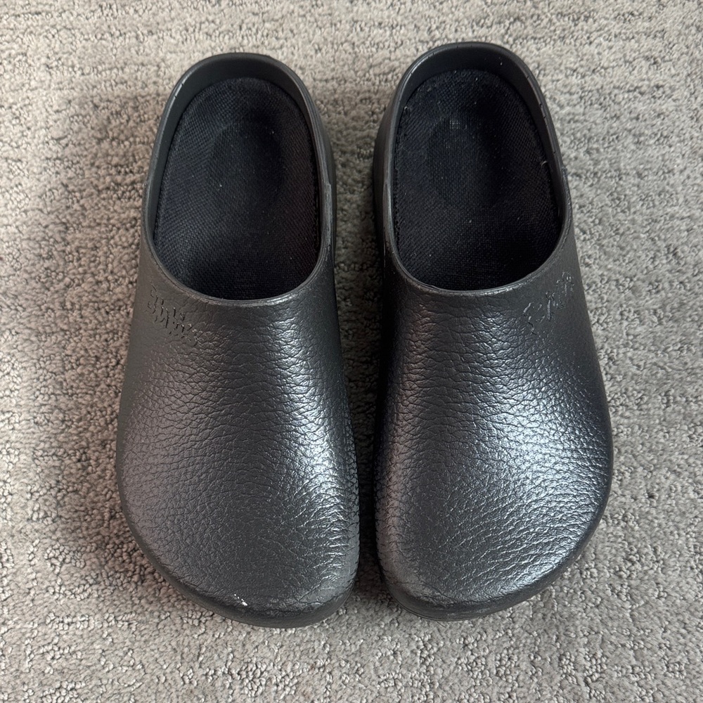 Birki’s  Slip-On clogs